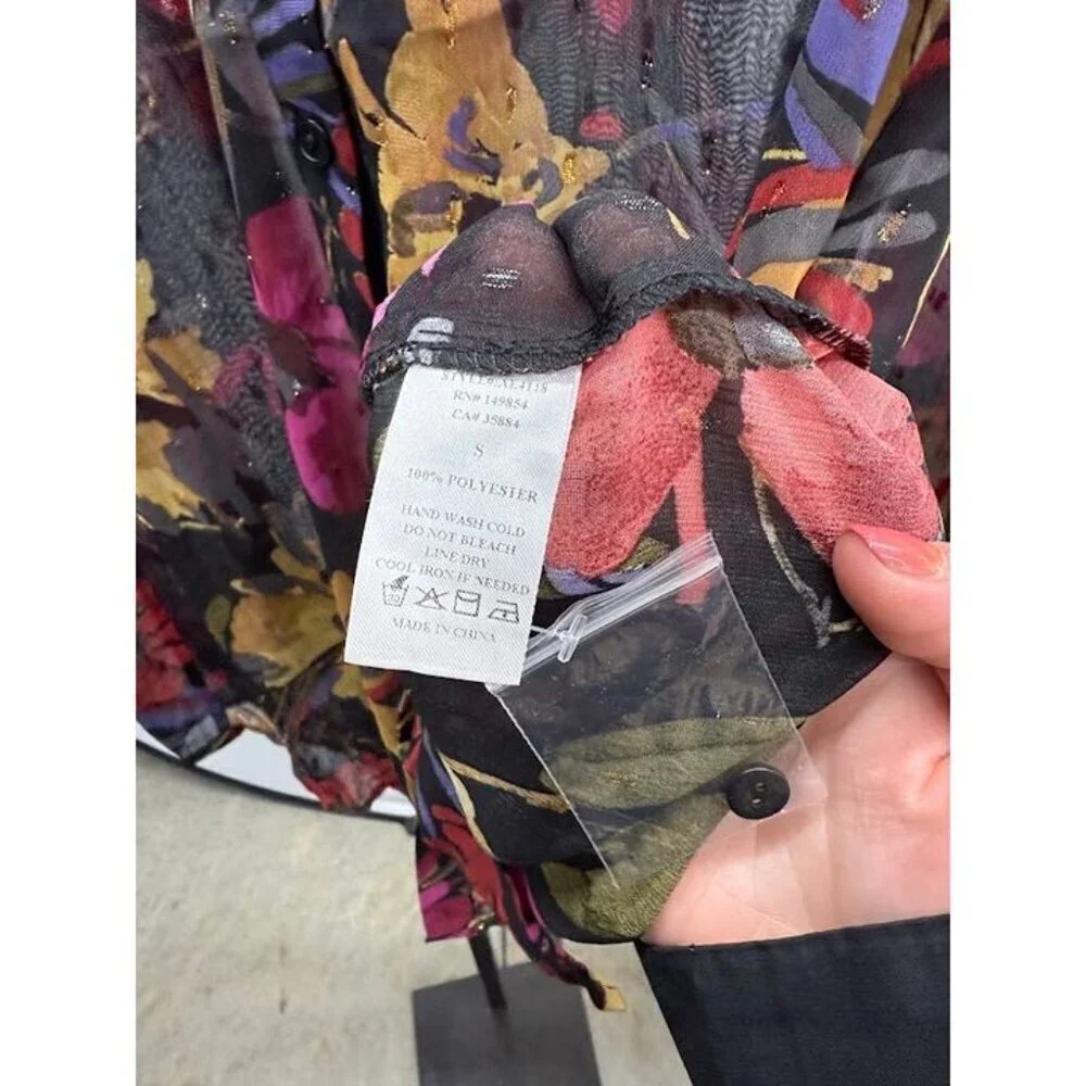 Sadie & Sage Black Floral Sheer Shirt - Picture 4 of 5